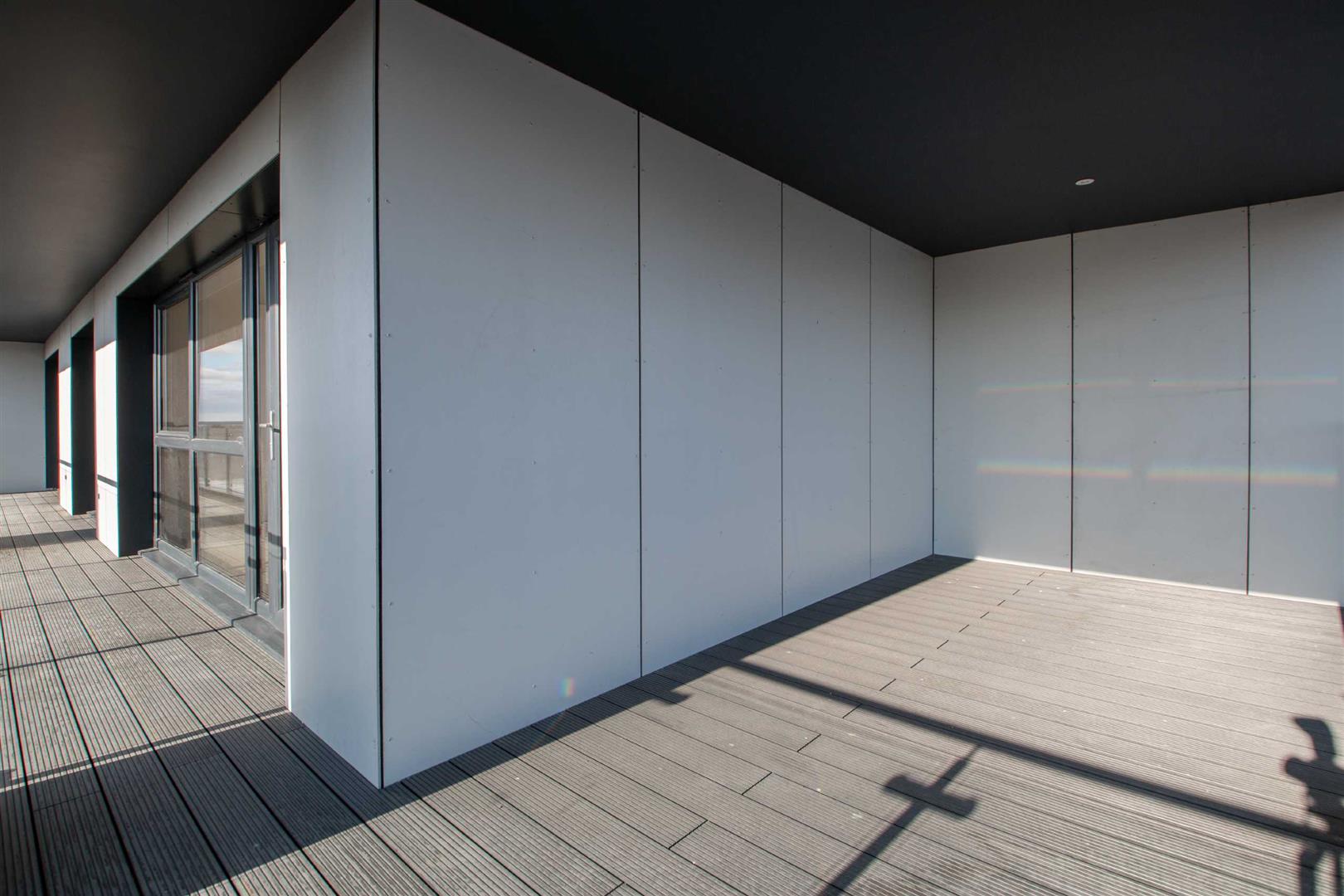 152 Silbury Boulevard, Milton Keynes